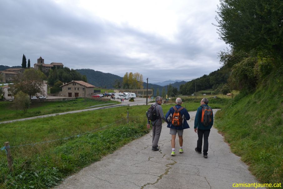 Ripoll - Santa Maria de Matamala, de 14,60 km.